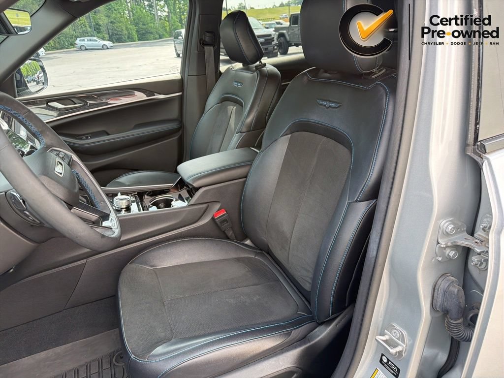 Used 2022 Jeep Grand Cherokee Trailhawk AWD/4WD image 55