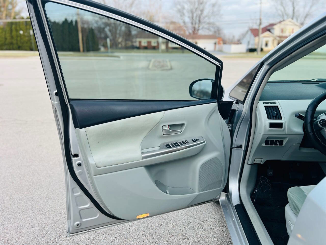 Used 2012 Toyota Prius V Three image 13