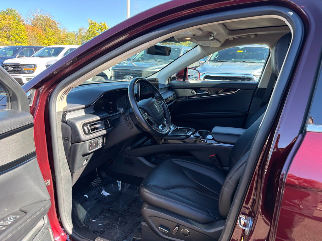 Certified 2023 Lincoln Nautilus Reserve AWD/4WD image 12