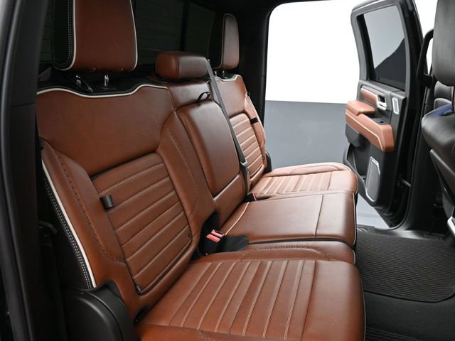 Used 2024 GMC Sierra 2500 Denali Ultimate w/ Max Trailering Package AWD/4WD image 21