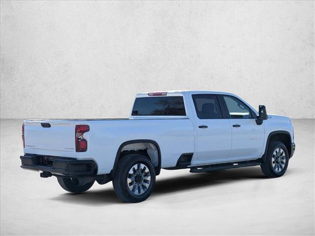 Used 2025 Chevrolet Silverado 2500 Custom w/ Custom Value Package AWD/4WD image 5