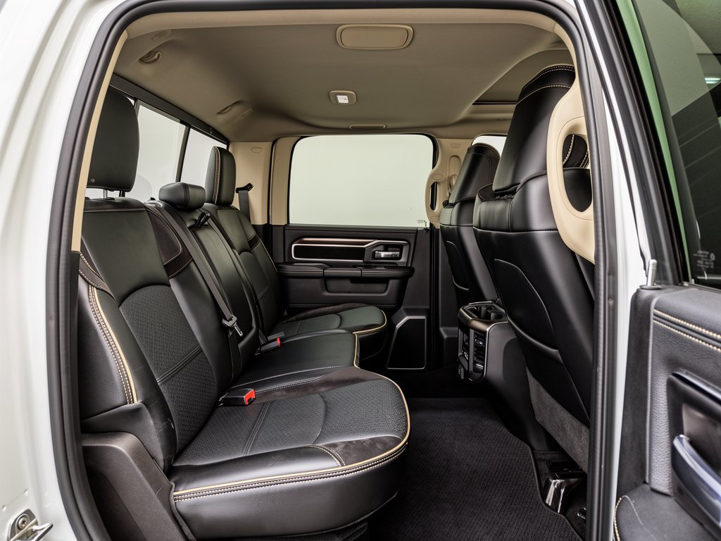Used 2024 RAM 3500 Laramie AWD/4WD image 29