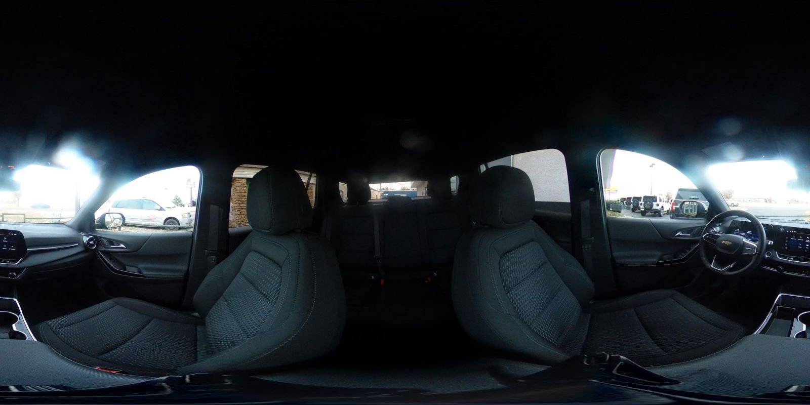 Used 2025 Chevrolet Equinox LT image 41