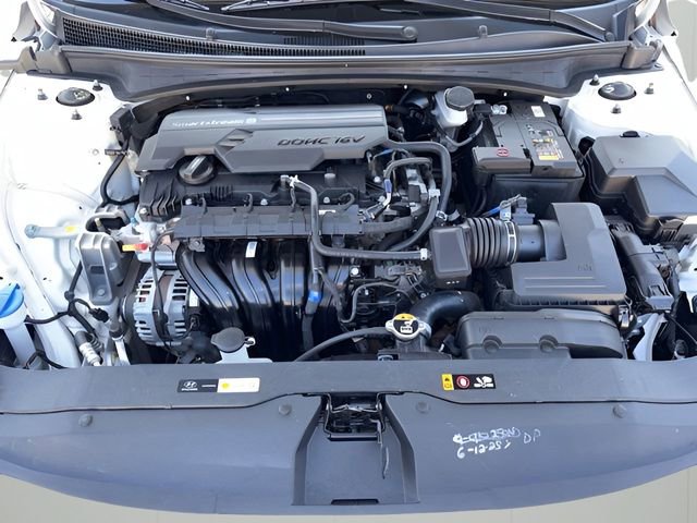 Used 2024 Hyundai Elantra SEL image 10