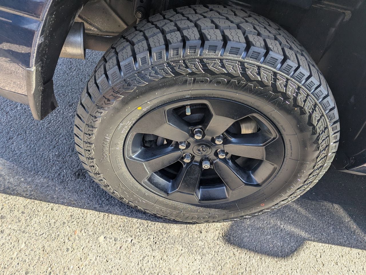 Used 2020 RAM 1500 Big Horn AWD/4WD image 9