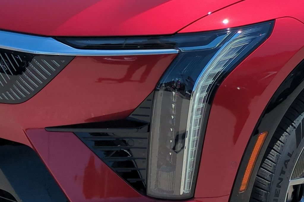 New 2026 Cadillac Optiq Luxury 1 AWD/4WD image 16