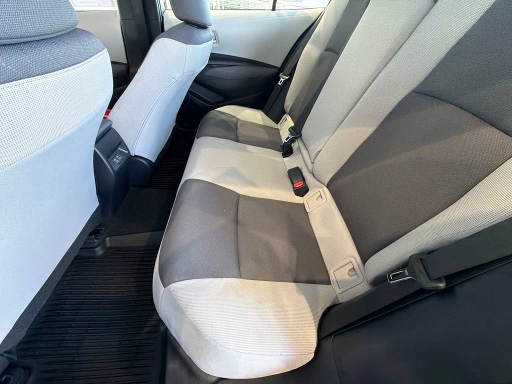Certified 2026 Toyota Corolla LE FWD image 32