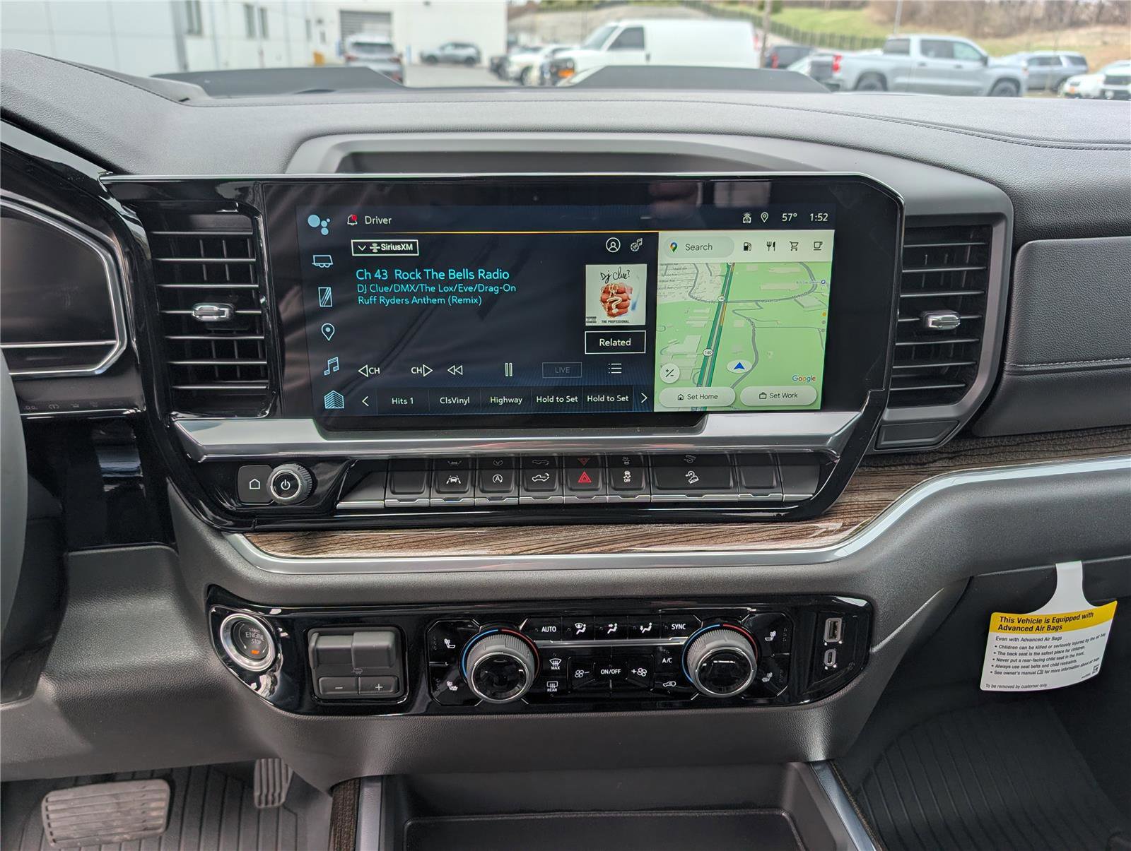 Used 2025 Chevrolet Silverado 1500 LT Trail Boss w/ Convenience Package II image 18