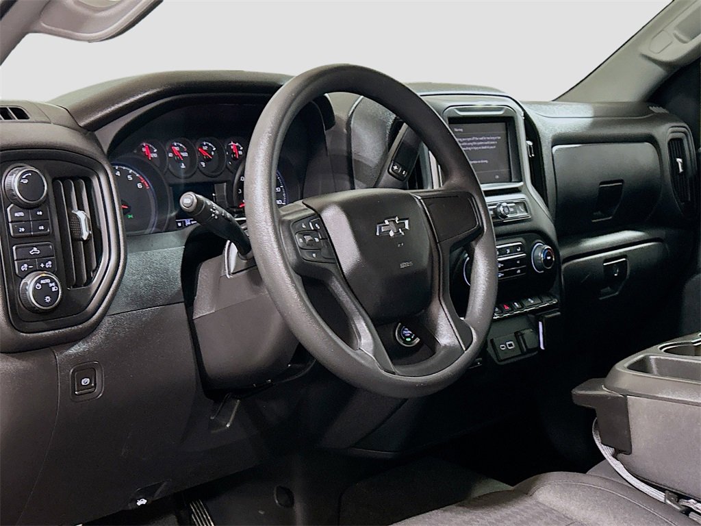 Used 2024 Chevrolet Silverado 1500 Custom Trail Boss w/ LPO, Dark Essentials Package image 7