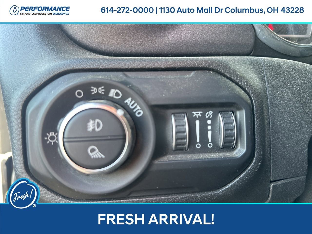 Used 2021 Jeep Gladiator Mojave w/ Dual Top Group image 15