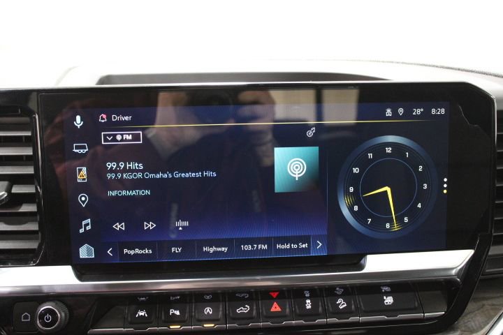 Used 2025 Chevrolet Silverado 1500 LTZ AWD/4WD image 3