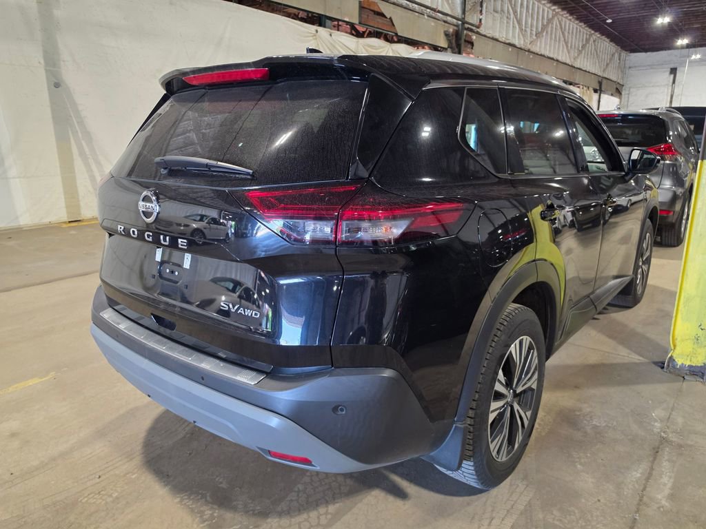 Used 2021 Nissan Rogue SV w/ Premium Package AWD/4WD image 2