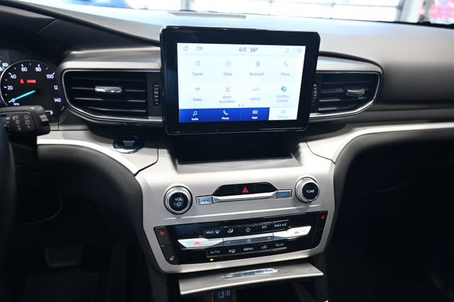 Used 2022 Ford Explorer XLT w/ Equipment Group 202A image 15