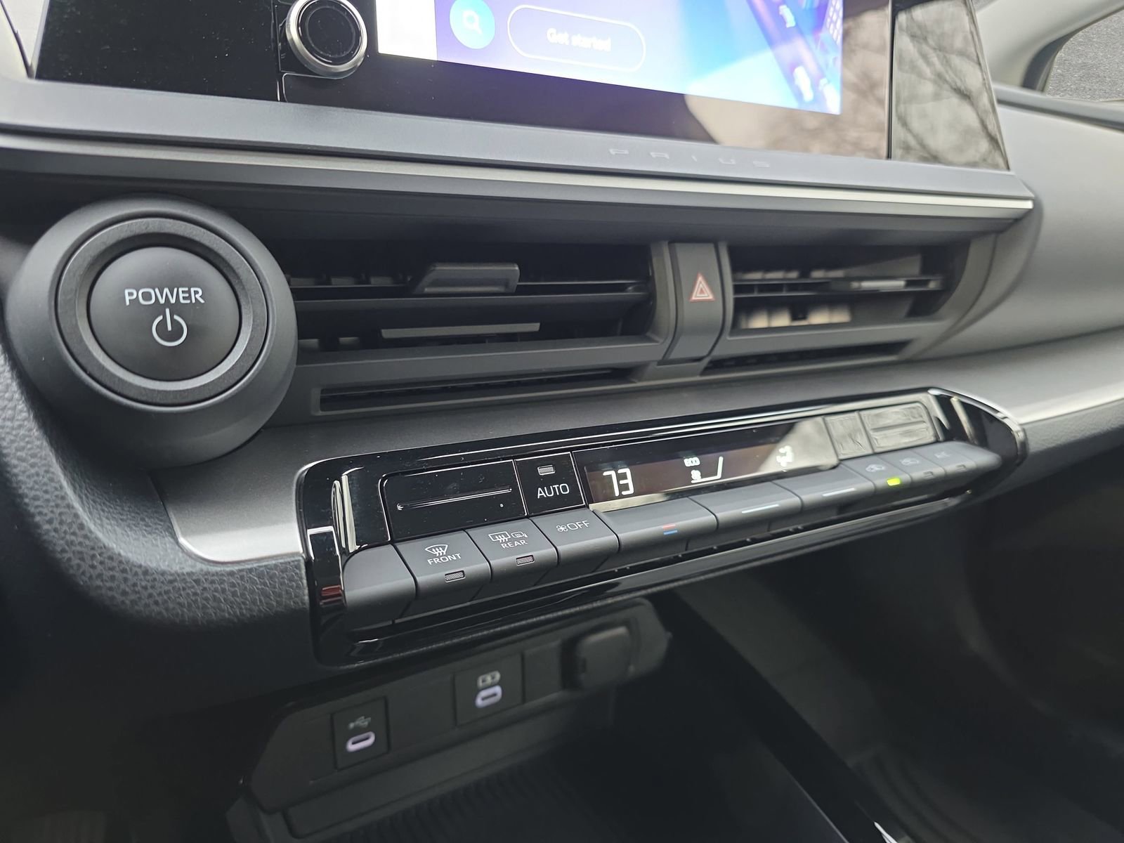 Used 2025 Toyota Prius LE image 23