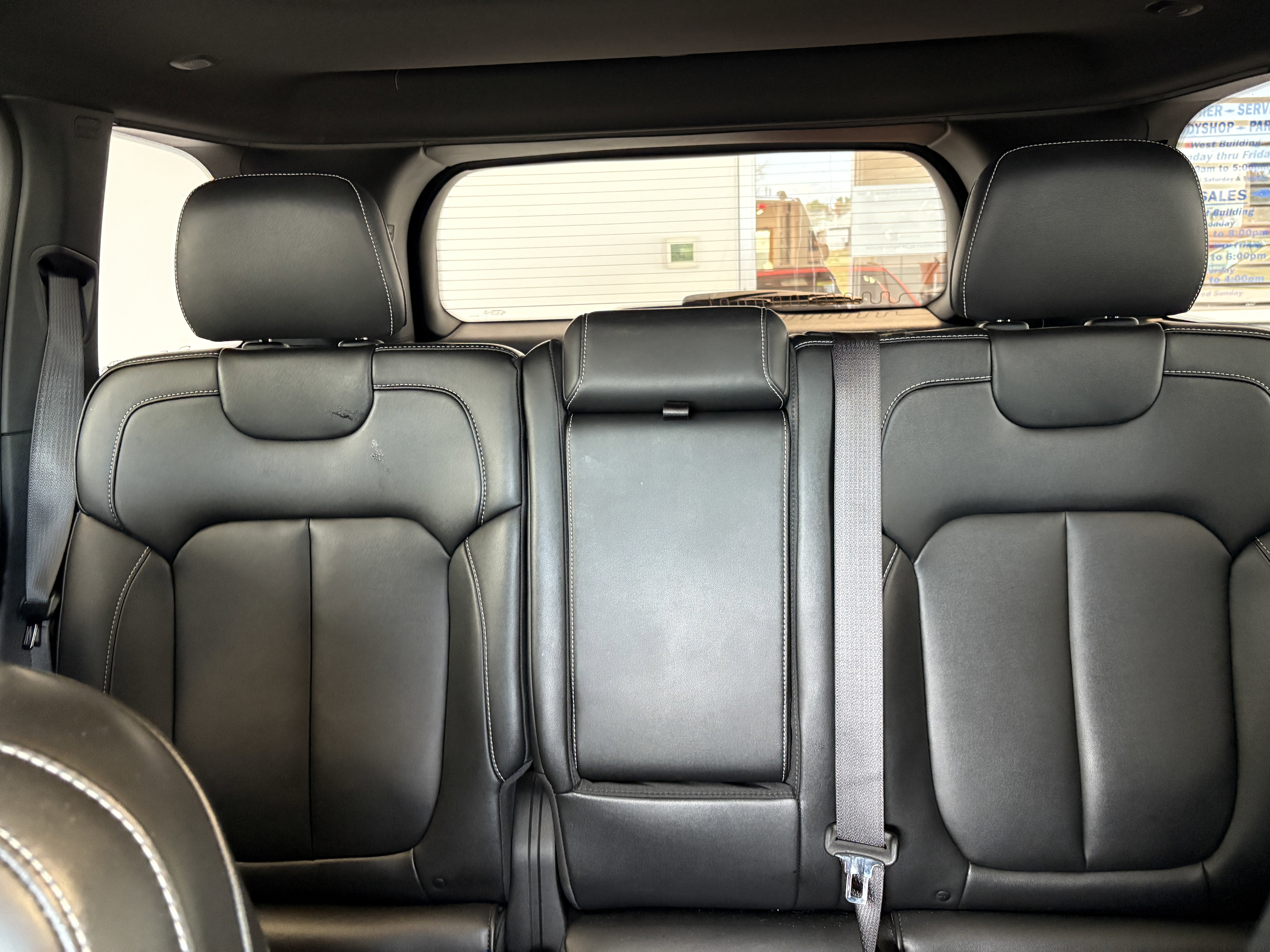 Used 2024 Jeep Grand Cherokee Limited w/ Trailer Tow Package image 22