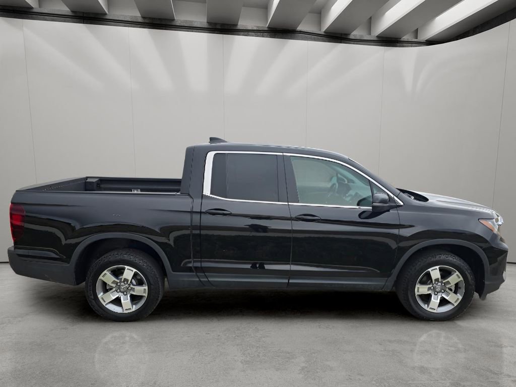 Used 2025 Honda Ridgeline RTL image 6