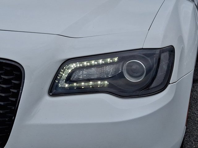 Used 2015 Chrysler 300 S AWD/4WD image 12