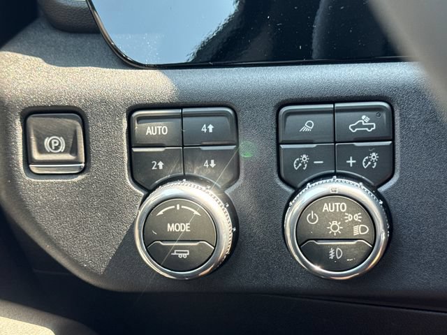 New 2026 GMC Sierra 1500 SLT w/ SLT Premium Package AWD/4WD image 31