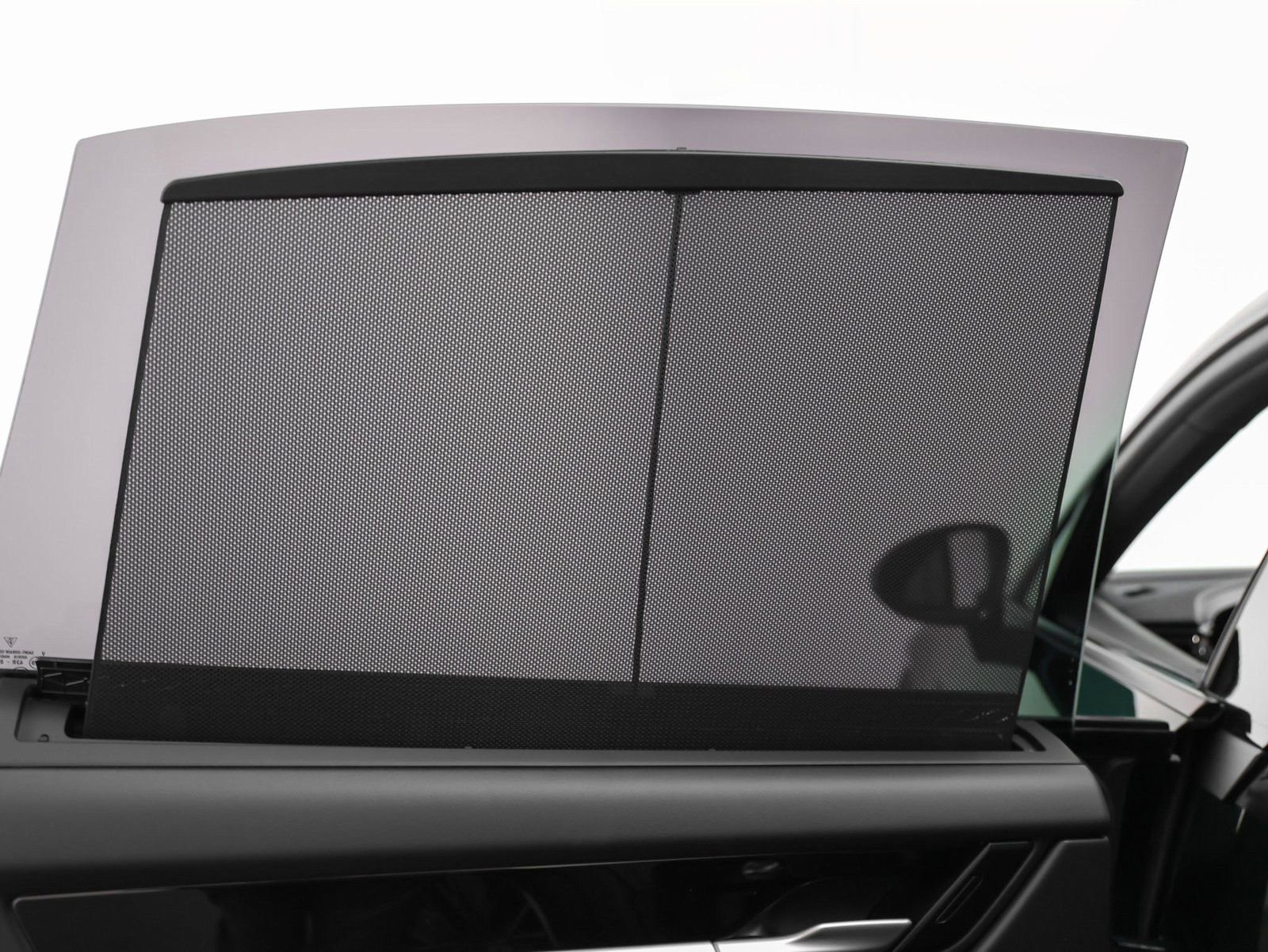 New 2025 Porsche Macan 4 Electric image 50