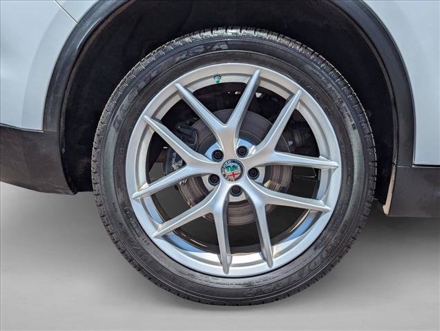 Used 2018 Alfa Romeo Stelvio Sport w/ Quick Order Package 22J Sport AWD/4WD image 24