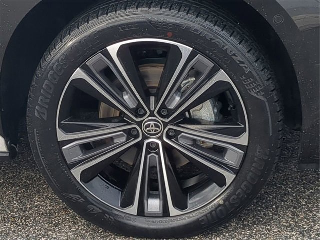 Used 2024 Toyota bZ4X Limited image 11