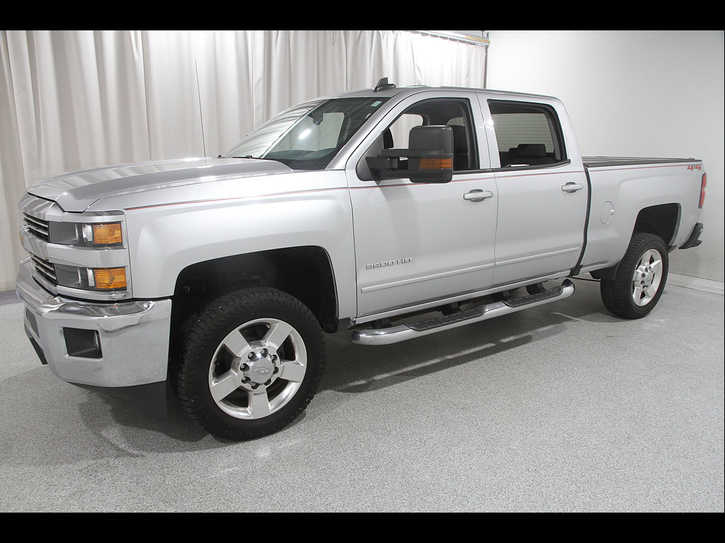 Used 2018 Chevrolet Silverado 2500 LT w/ All Star Edition AWD/4WD image 3