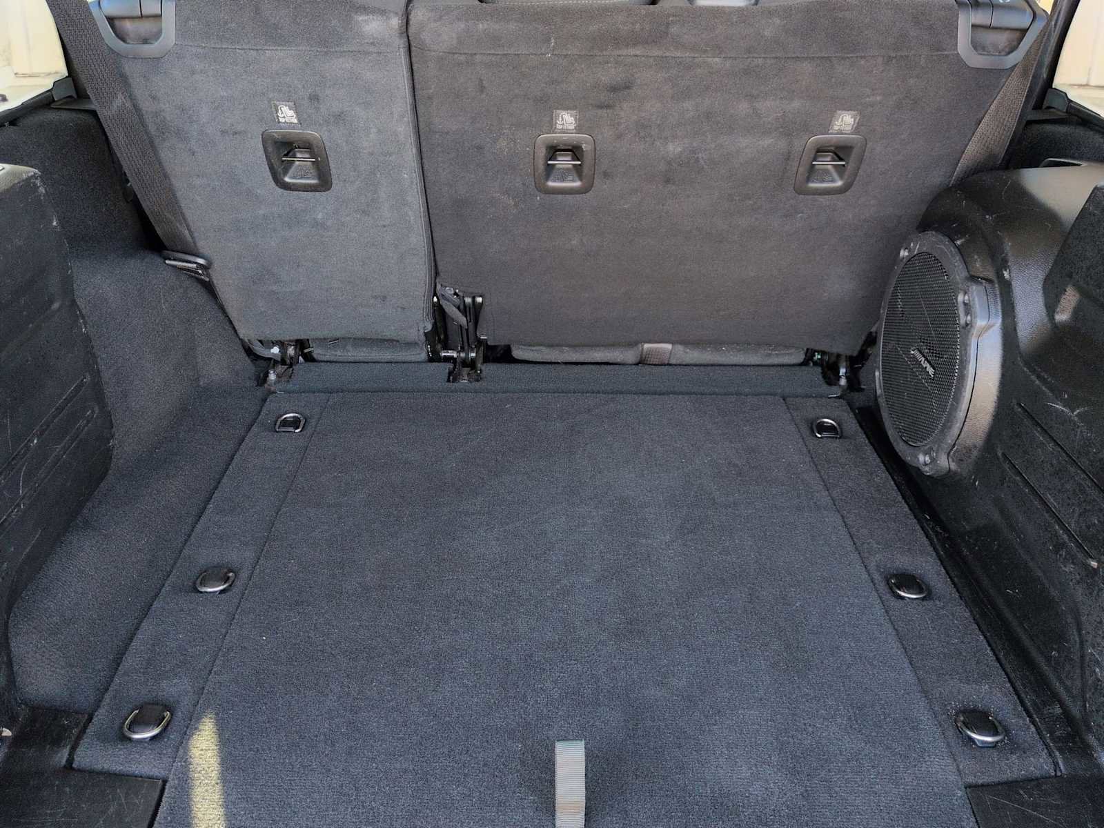 Used 2022 Jeep Wrangler Unlimited Sahara w/ Cold Weather Group image 35