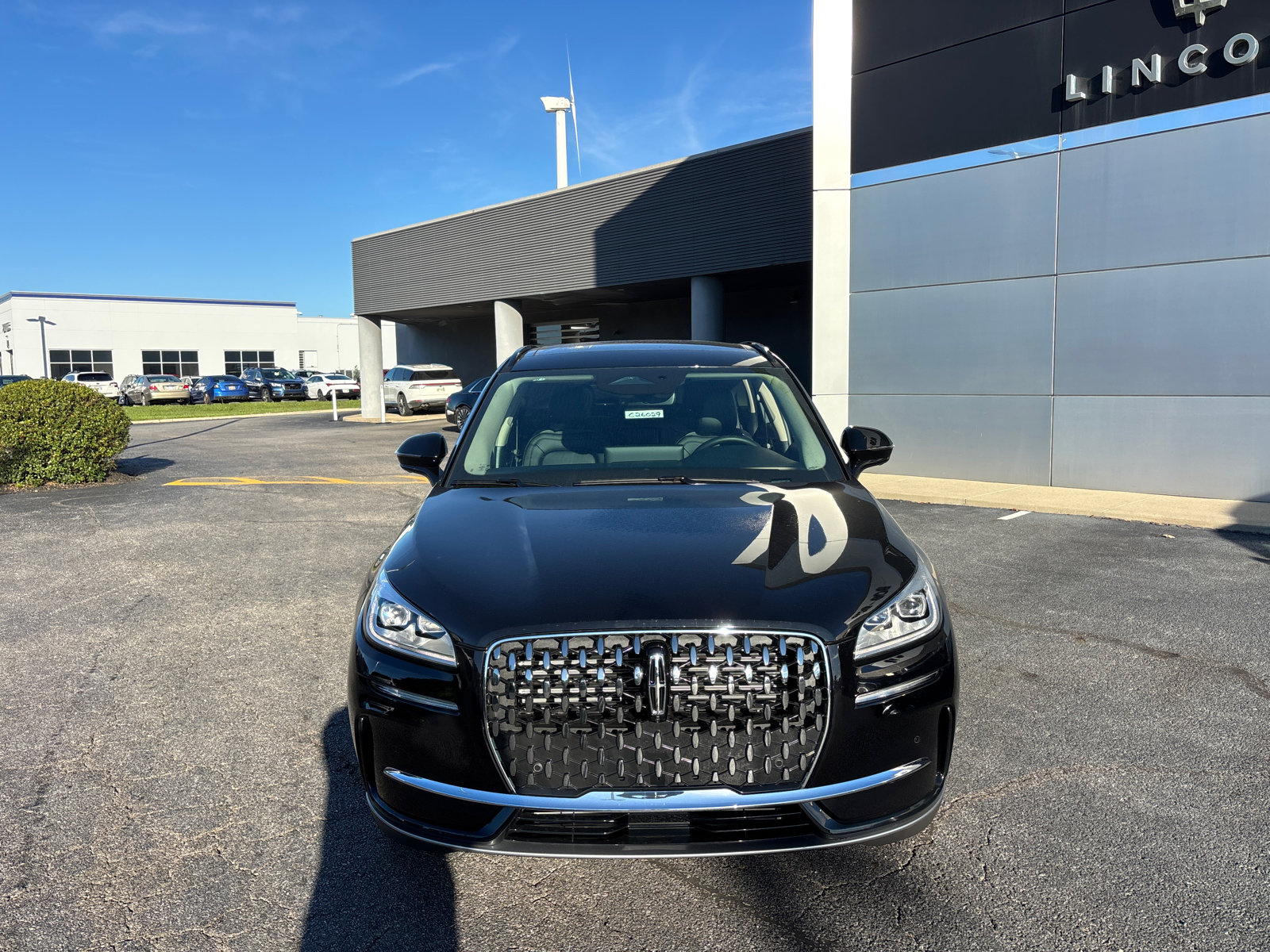 New 2026 Lincoln Corsair Reserve w/ Rear Removable Package Tray image 2