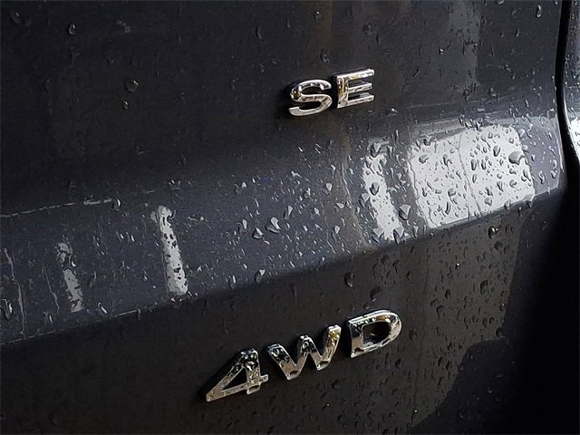 Used 2022 Ford EcoSport SE w/ SE Convenience Package image 32