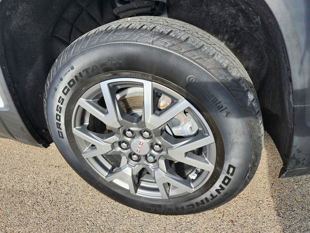 Used 2022 GMC Acadia SLE FWD image 43