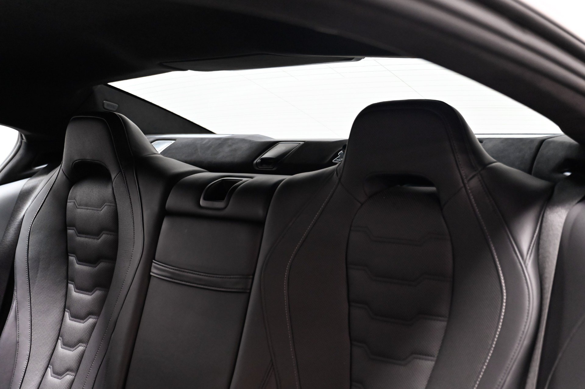Used 2022 BMW ALPINA B8 xDrive Gran Coupe AWD/4WD image 36