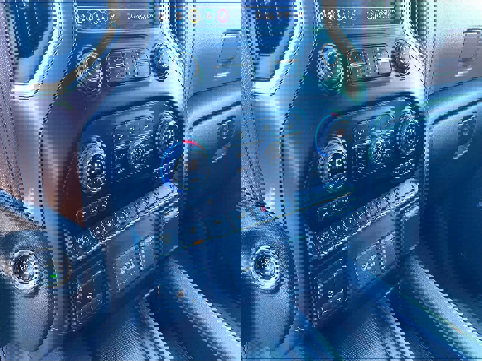 Used 2020 Chevrolet Silverado 2500 High Country w/ Z71 Off-Road Package image 34