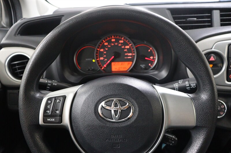 Used 2014 Toyota Yaris LE FWD image 11