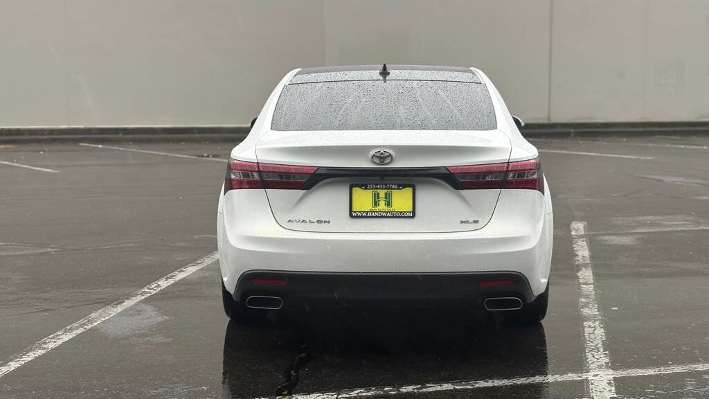 Used 2015 Toyota Avalon XLE Touring image 4