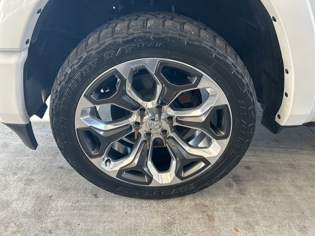 Used 2020 RAM 1500 Limited image 15