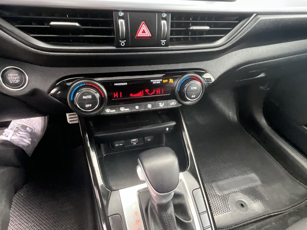 Used 2022 Kia Forte GT-Line w/ GT-Line Premium Package image 16