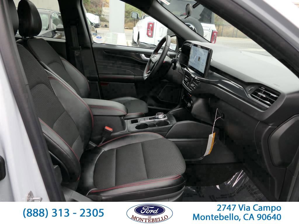 Used 2025 Ford Escape ST-Line w/ Tech Pack #1 image 38