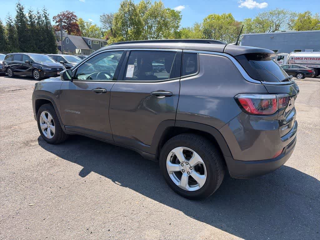 Used 2018 Jeep Compass Latitude w/ Popular Equipment Group AWD/4WD image 10