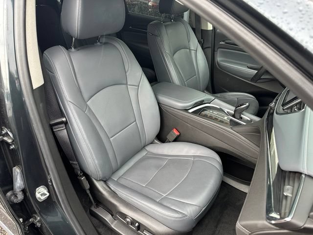 Used 2018 Buick Enclave Essence w/ Trailering Package AWD/4WD image 11