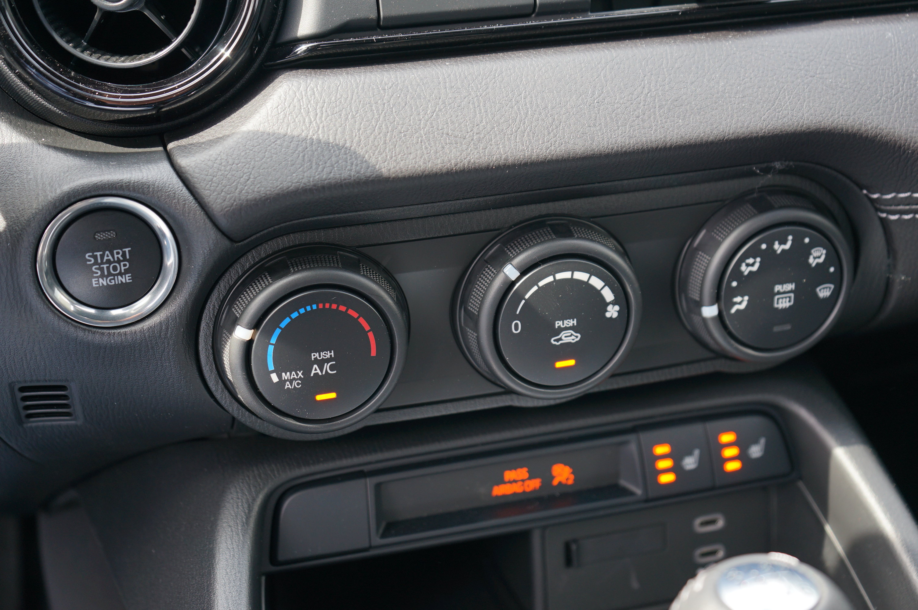 New 2026 MAZDA MX-5 Miata Club w/ Interior Package RWD image 21