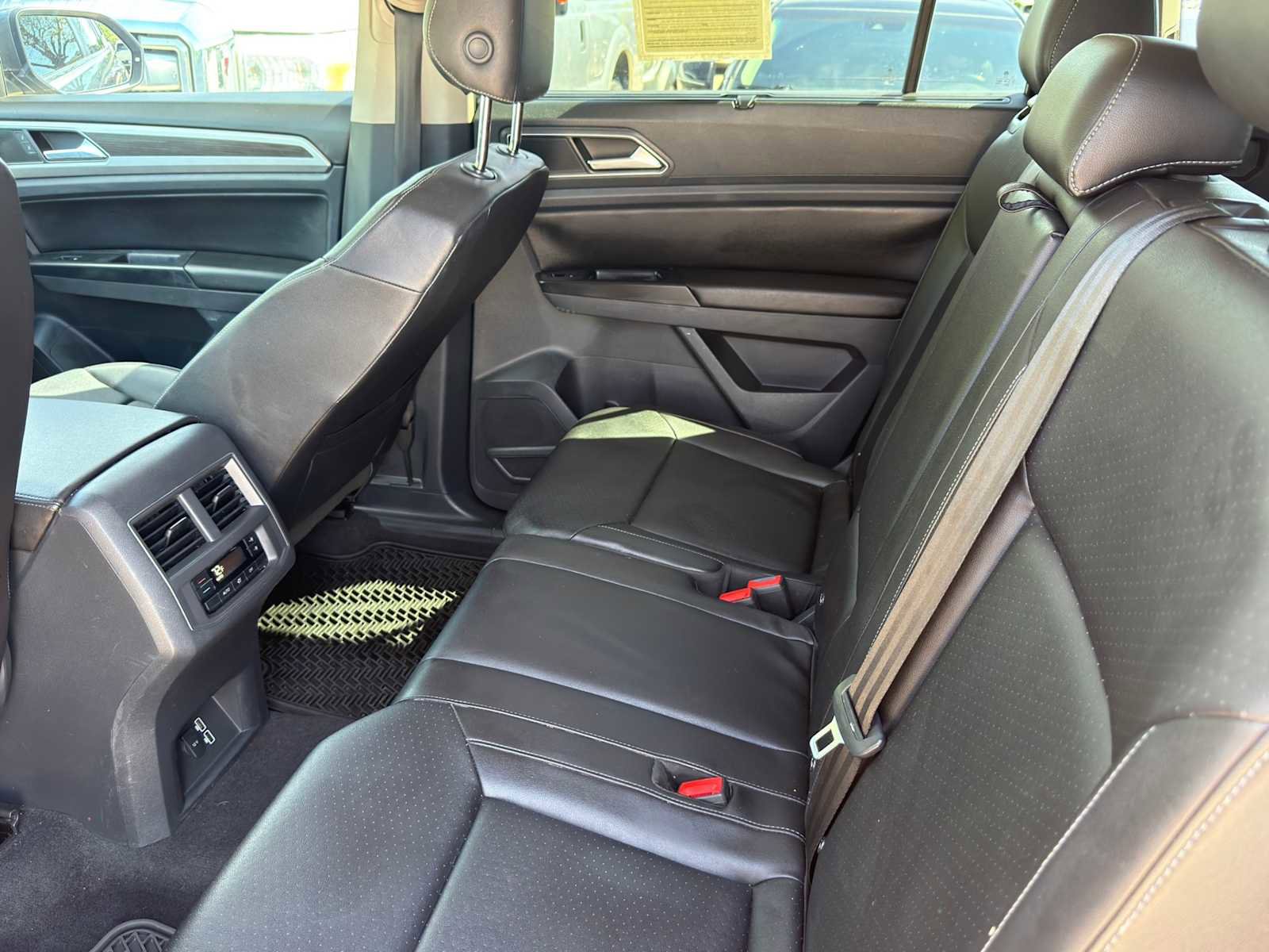 Used 2018 Volkswagen Atlas SE image 27