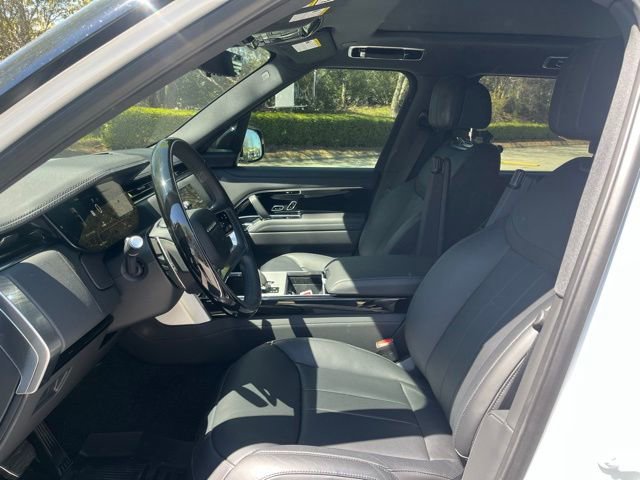 Certified 2026 Land Rover Range Rover Long Wheelbase SE image 5