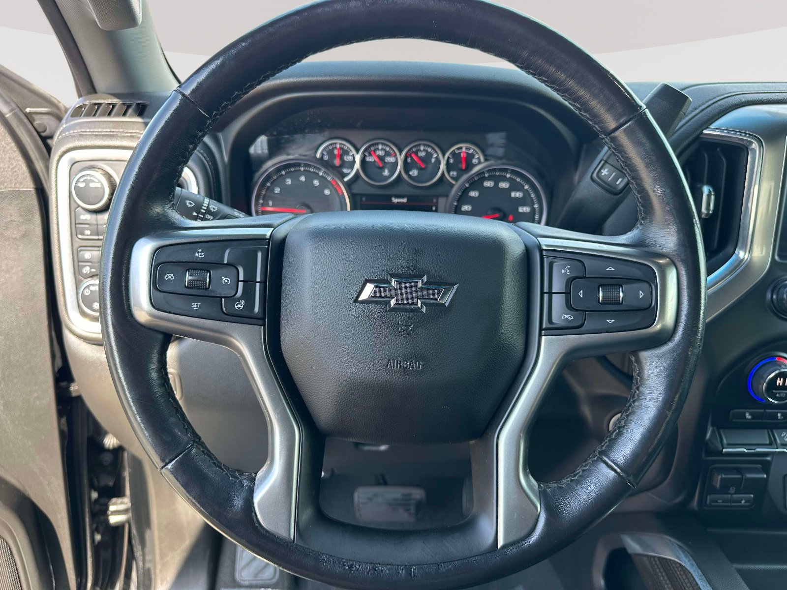 Used 2021 Chevrolet Silverado 1500 LT Trail Boss w/ Bed Protection Package image 13