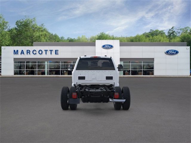 New 2025 Ford F350 XL w/ XL Chrome Package image 5