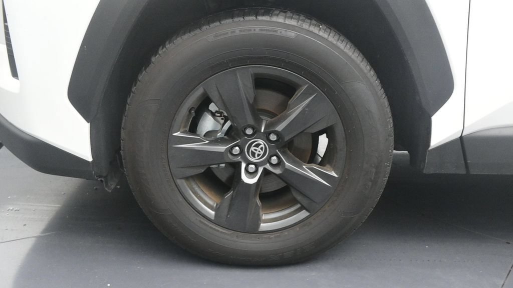 Used 2026 Toyota RAV4 LE FWD image 9