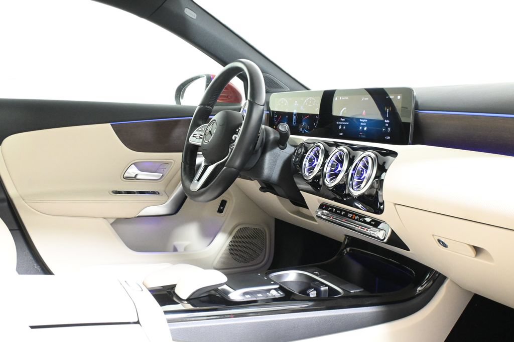 Certified 2022 Mercedes-Benz A 220 image 31