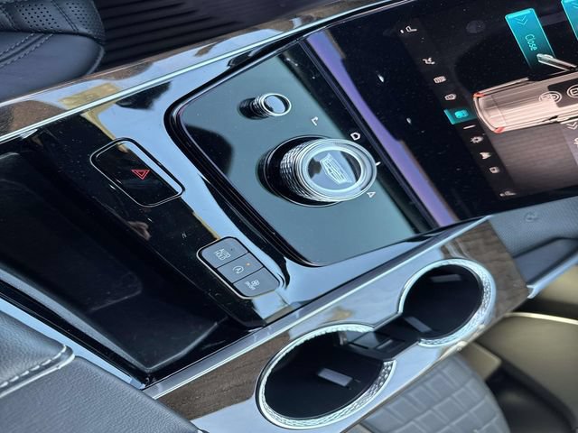 Certified 2025 Cadillac Escalade Sport Platinum w/ LPO, Floor Liner Package AWD/4WD image 27