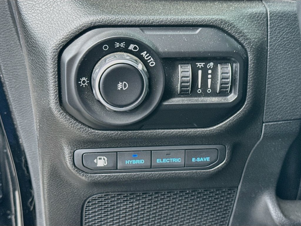 Certified 2021 Jeep Wrangler Unlimited Rubicon 4xe w/ Cold Weather Group AWD/4WD image 11