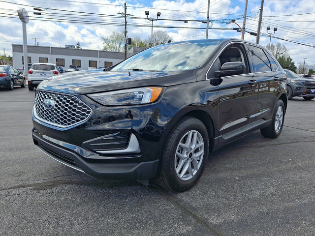 Certified 2023 Ford Edge SEL image 3