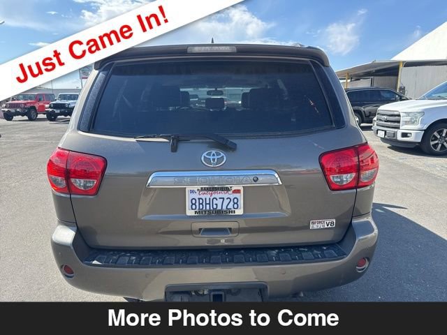 Used 2017 Toyota Sequoia Limited w/ Safety & Convenience Package AWD/4WD image 4